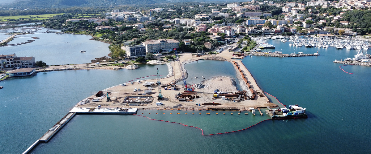 Le maritime sonder au-delà des flots