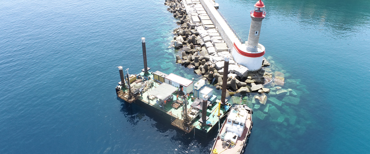 Le maritime sonder au-delà des flots